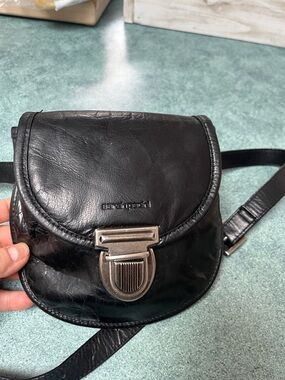 Sarah Pacini Saddle Belt Bag